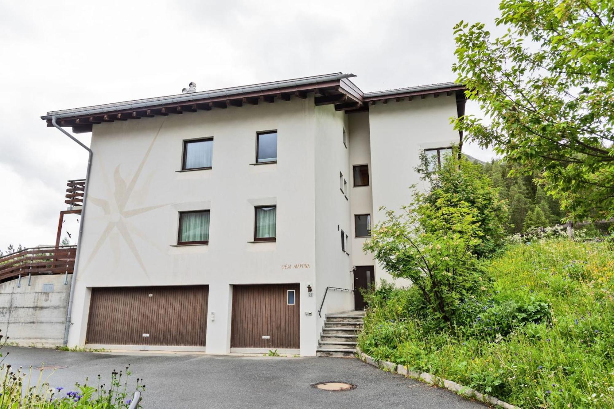 Apartamento Chesa Martina - La Punt Exterior foto