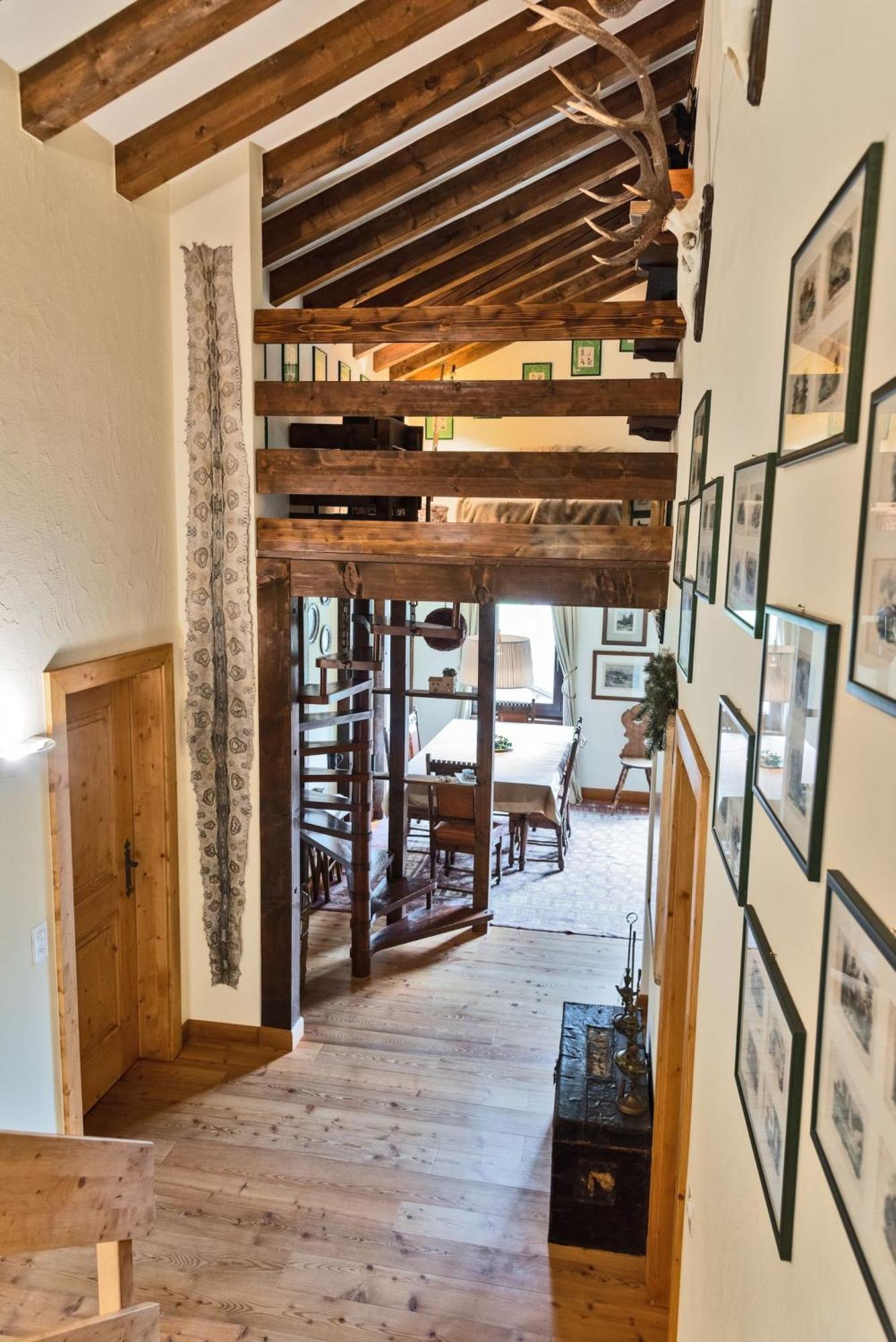 Apartamento Chesa Martina - La Punt Exterior foto
