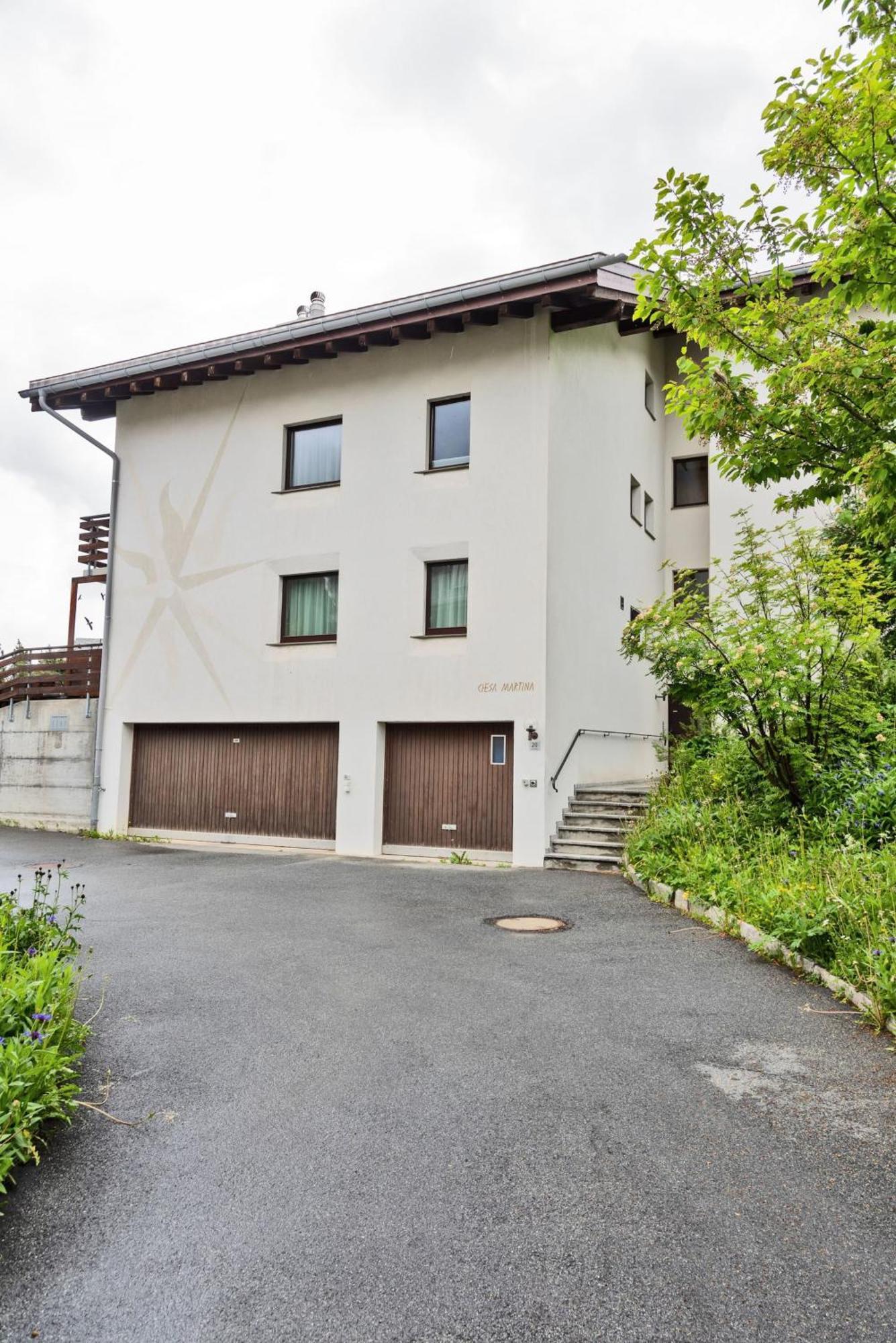 Apartamento Chesa Martina - La Punt Exterior foto